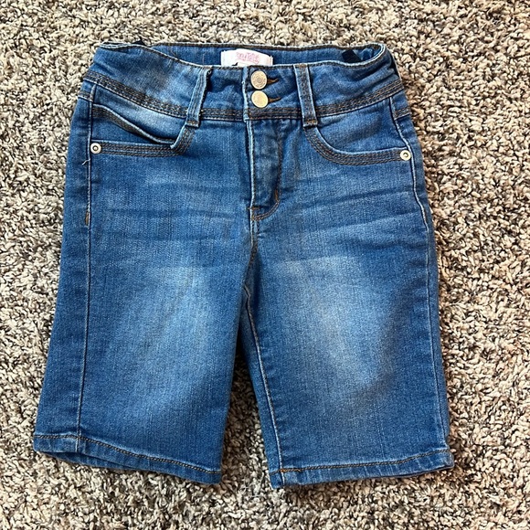 Bermuda shorts - Picture 3 of 16